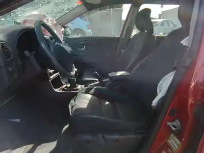 Scrapping Vehicle VOLVO V40 COMBI (645) 1.9 DI of the year 0 powered D4192T4