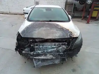 Здавання транспортного засобу opel astra j lim excellence року 0 потужний b16dtl