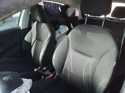 Здавання транспортного засобу peugeot 208 caixa (cr_) 1.4 hdi 68 (cr8hr0) року 0 потужний 8h01