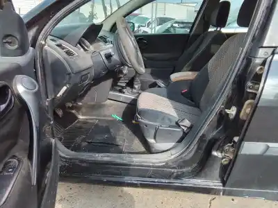 Sloopvoertuig renault master combi berlina 5p authentique van het jaar 0 aangedreven k9k d7