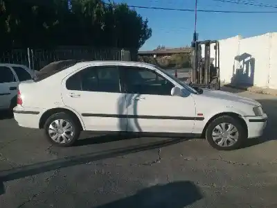 Sloopvoertuig HONDA CIVIC  van het jaar 1998 aangedreven D15Z8