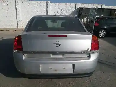 Sloopvoertuig opel vectra c berlina 2.0 dti van het jaar 2003 aangedreven y20dth