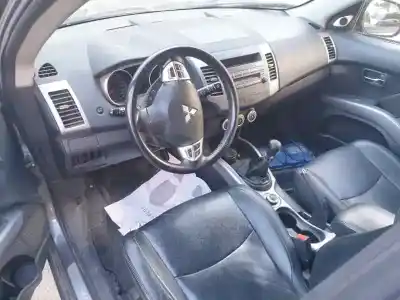 Здавання транспортного засобу mitsubishi outlander (cw0) challenge 4wd року 2007 потужний bsy