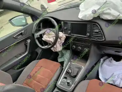 Veículo de Sucata seat ateca (kh7) reference do ano 2019 alimentado dgt