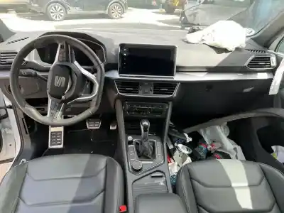 Veículo de Sucata seat tarraco (kn2) fr 4drive do ano 2021 alimentado dtu