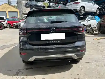 Véhicule à la ferraille volkswagen t-cross advance de l'année 2022 alimenté dla-a