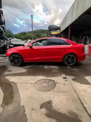 Veículo de Sucata audi a3 sedán (8vs) ambiente 150 cv / 110 kw do ano 2019 alimentado crb