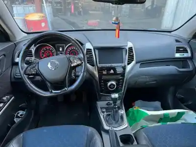 Здавання транспортного засобу ssangyong tivoli line 4x2 року 2018 потужний 173910