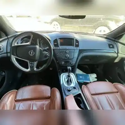 Vehicul casat OPEL                                               INSIGNIA SPORTS TOURER                                                                                                                                                                                                                                     Sport                                                                                                                                                                                                                                                      al anului 2011 alimentat A20DTH
