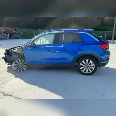 Veicolo di demolizione volkswagen t-roc 1.6 tdi dell'anno 2021 alimentato dtr