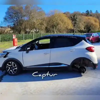 Здавання транспортного засобу renault   року 2014 потужний k9k608