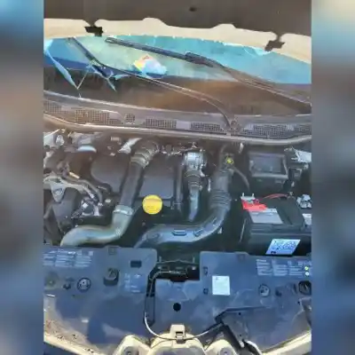 Здавання транспортного засобу renault   року 2014 потужний k9k608