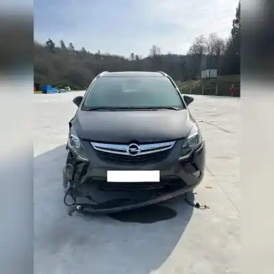 Veículo de Sucata opel zafira (c) expression start/stop do ano 2016 alimentado b16dth
