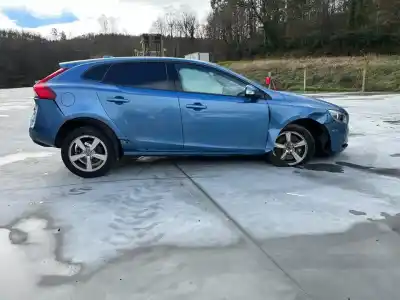 Veículo de Sucata volvo v40 inscription do ano 2016 alimentado d4204t8