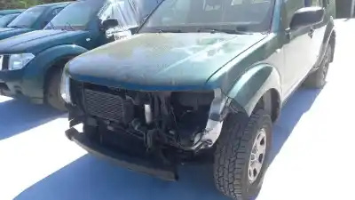Veículo de Sucata nissan pathfinder (r51) 2.5 dci xe do ano 2001 alimentado yd25ddti