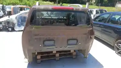 Veicolo di demolizione nissan np300 pick-up (d23) acenta double cab 4x4 dell'anno 2001 alimentato ys23