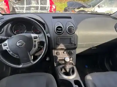 Veicolo di demolizione nissan qashqai (j10) acenta dell'anno 2012 alimentato r9m