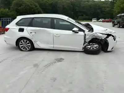 Veículo de Sucata seat leon st (5f8) x-perience titan desert do ano 2017 alimentado ddy