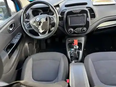 Здавання транспортного засобу RENAULT CAPTUR Limited року 2016 потужний H5F408