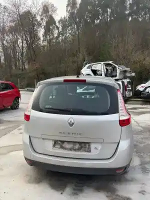 Veicolo di demolizione renault scénic iii (jz0/1_) 1.9 dci (jz0j, jz1j, jz1k, jz1s) dell'anno 2009 alimentato f9q872