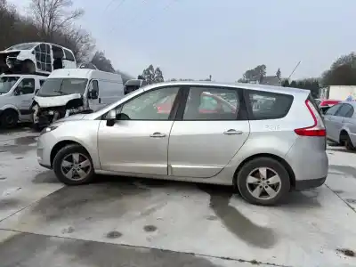 Veicolo di demolizione renault scénic iii (jz0/1_) 1.9 dci (jz0j, jz1j, jz1k, jz1s) dell'anno 2009 alimentato f9q872