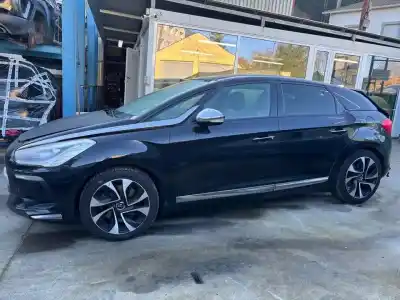 Veículo de Sucata citroen ds5 sport 181 cv / 133 kw do ano 2014 alimentado ah02
