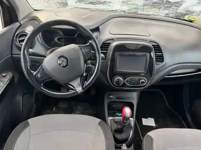 Здавання транспортного засобу RENAULT CAPTUR Dynamique року 2015 потужний K9K608