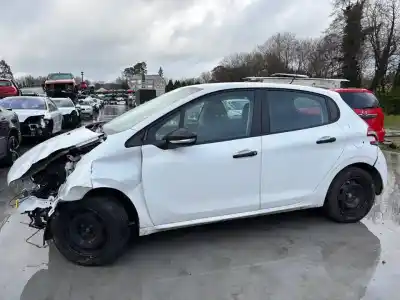 Scrapping Vehicle peugeot 208 i (ca_, cc_) 1.4 hdi of the year 2012 powered 8hr