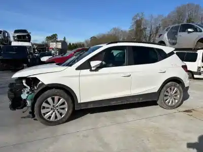 Sloopvoertuig SEAT ARONA Style van het jaar 2019 aangedreven DKLA