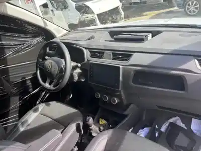 Sloopvoertuig renault express advance 95 cv / 70 kw van het jaar 2021 aangedreven k9k872