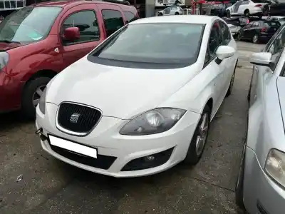 Scrapping Vehicle seat leon (1p1) reference of the year 2010 powered cay