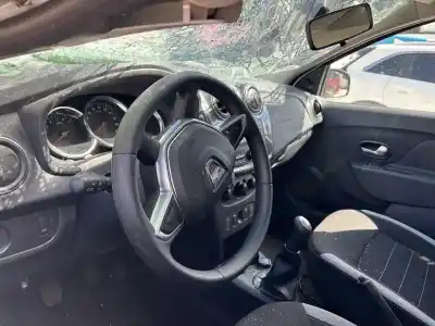 Sloopvoertuig DACIA SANDERO  van het jaar 2020 aangedreven H4BG4