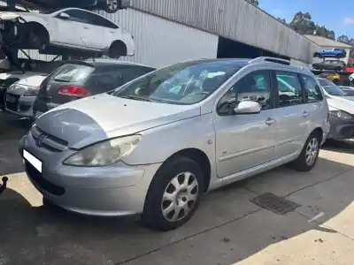 Vehicul casat PEUGEOT 307 (S1)  al anului 2005 alimentat 9HY
