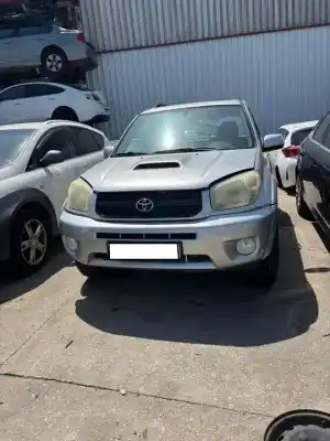 Scrapping Vehicle toyota rav 4 (a2) 2.0 d-4d executive 4x4 (2003->) of the year 2005 powered 1cdftv