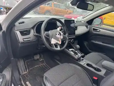 Veicolo di demolizione renault arkana (eu version) techno 140 cv / 103 kw dell'anno 2023 alimentato h5he4