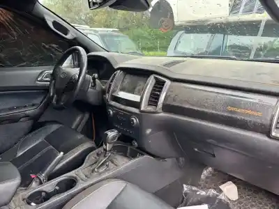 Veículo de Sucata FORD RANGER (TKE) DOBLE CABINA WILDTRACK 4X4 (4P) 213 CV / 156.7 kw do ano 2020 alimentado YN2X