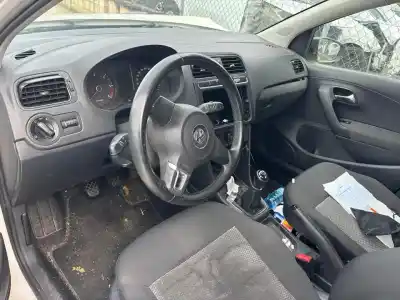 Veículo de Sucata VOLKSWAGEN POLO (6R1)  do ano 2012 alimentado CAYB