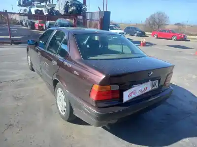 Veicolo di demolizione bmw serie 3 berlina (e36) 318i dell'anno 1991 alimentato 184e1