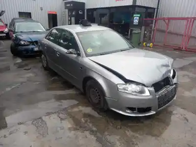 Veículo de Sucata AUDI A4 BERLINA (8E) 1.9 TDI do ano 2007 alimentado BRB