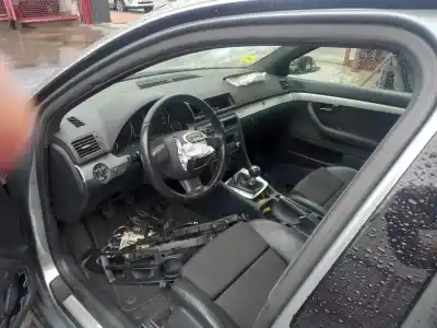 Veículo de Sucata audi a4 berlina (8e) 1.9 tdi do ano 2007 alimentado brb