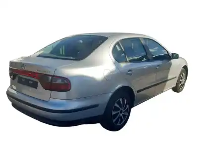 Veículo de Sucata seat toledo (1m2) select do ano 2002 alimentado asv