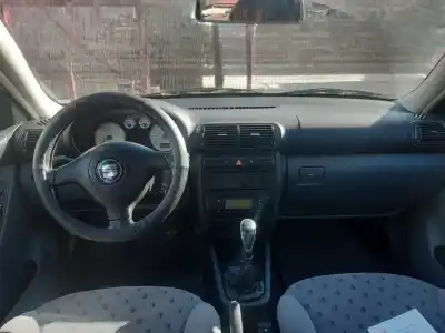 Veículo de Sucata seat toledo (1m2) select do ano 2002 alimentado asv