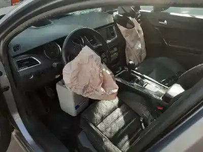 Veicolo di demolizione PEUGEOT 508 GT Line dell'anno 2015 alimentato AH01