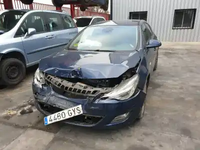 Veículo de Sucata OPEL ASTRA J (P10) 1.7 CDTI (68) do ano 2010 alimentado A17DTR