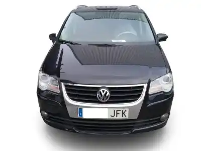 Veículo de Sucata volkswagen touran (1t2) highline do ano 2015 alimentado bkd