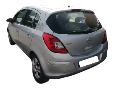 Vehicul casat opel corsa d selective al anului 2013 alimentat a12xer
