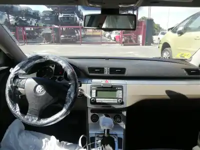 Veículo de Sucata volkswagen passat b6 (3c2) 2.0 tdi 16v do ano 2007 alimentado bkp