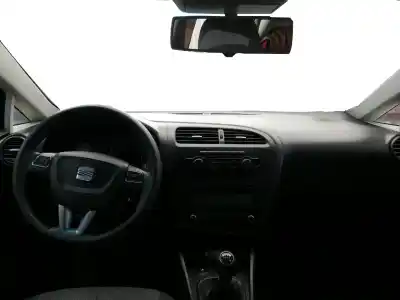 Veículo de Sucata seat leon (1p1) reference do ano 2010 alimentado caxc