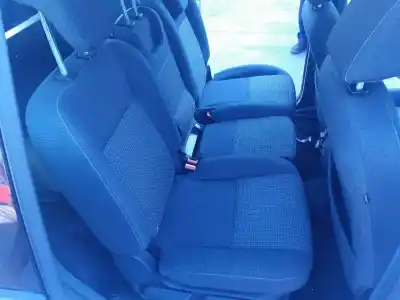 Здавання транспортного засобу ford grand c-max trend року 2014 потужний m1da