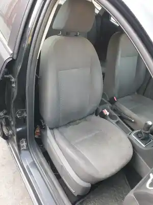 Hurda Aracı ford focus berlina (cap) ambiente (d) yılın 2007 güçlü kkda